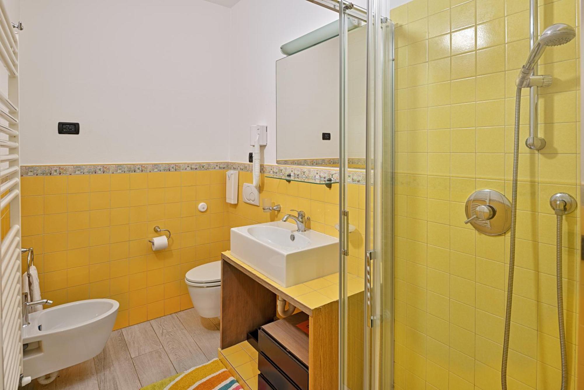 Casa Vacanze Nel Giardino Di Renzo Imperia Exterior photo